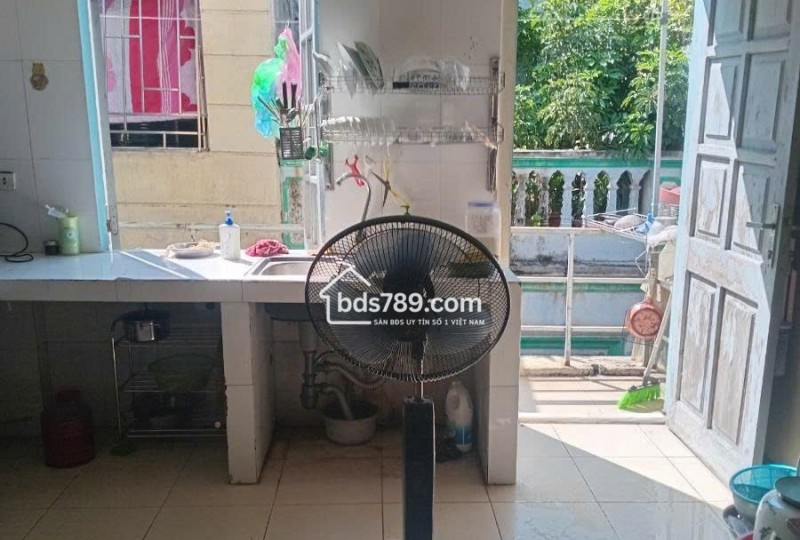 NHÀ PHÂN LÔ PHÙNG HƯNG – NGÕ THÔNG – GẦN PHỐ – NHÀ DÂN XÂY CHẮC CHẮN – GIÁ 11.5 TỶ